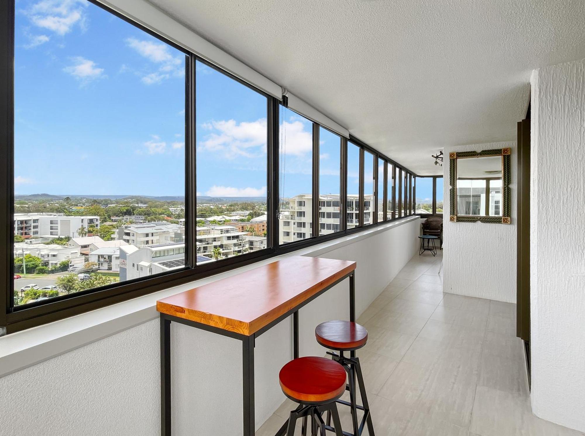 Relaxing Escape: Pool, Tennis Court, Garden Terrace & Water Views Apartment Maroochydore Luaran gambar